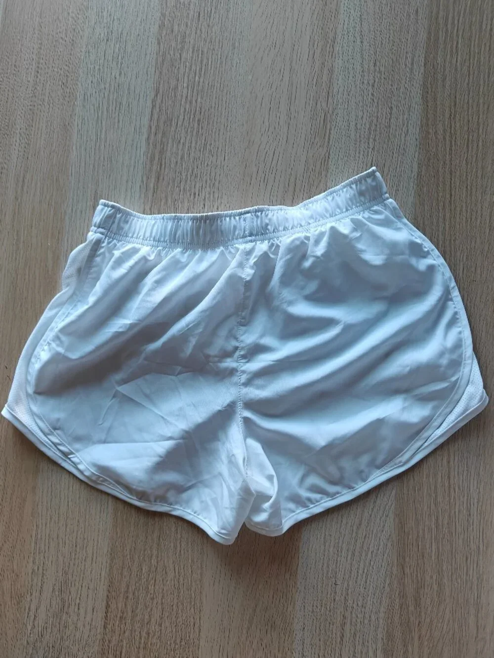 NIKE TEMPO DRI-FIT RUNNING SHORTS (SIZE SMALL)